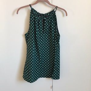 Keyhole halter type top